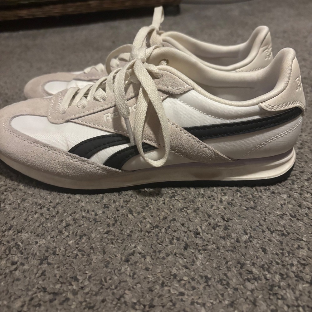 Reebok Royal Classic Jogger 3 Women 7.5 Cream Black Lavender Retro Sneakers Prep